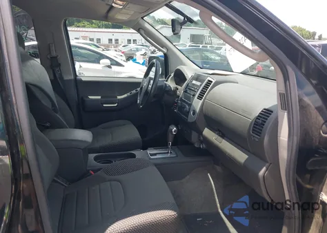 2011 Nissan Xterra Pro-4X z USA, uszkodzony, nr VIN 5N1AN0NW3BC519219